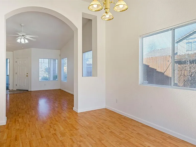 4612 Ews Woods Blvd — Photo 8