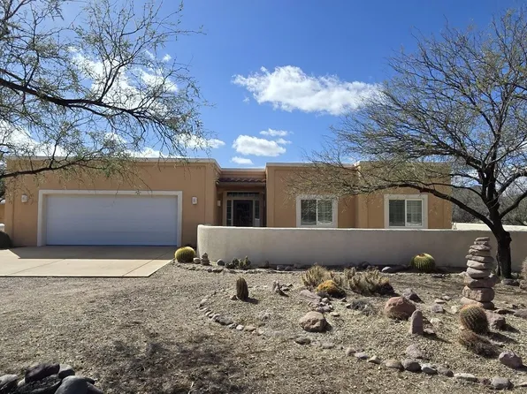 6 Nielson Ln, Tubac, AZ 85646