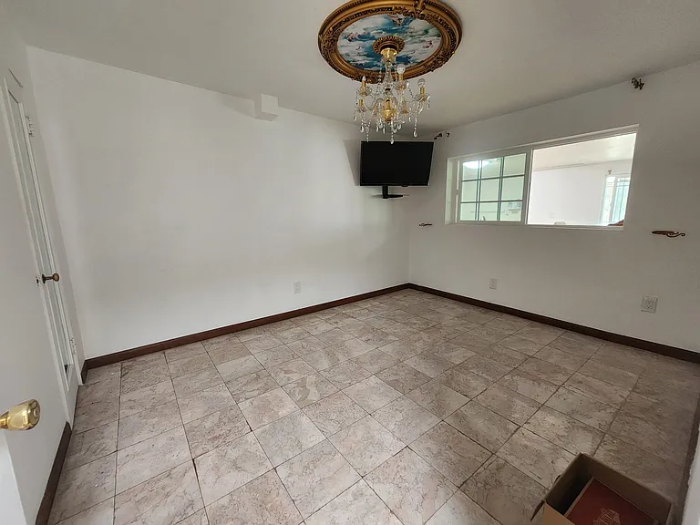 Oak Hill Dr — Photo 20
