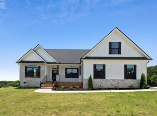 718 Tinsberry Ln, Inman, SC 29349
