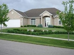 2501 Wilderness Ridge Cir, Lincoln, NE 68512