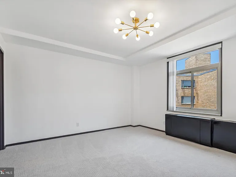 2401 H St NW #815 — Photo 13