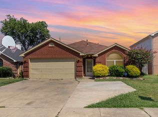 2111 Rim Rock Dr, Keller, TX 76248