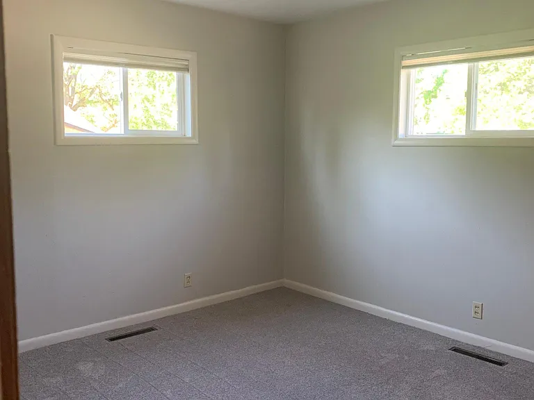 2020 Highland Ave — Photo 7