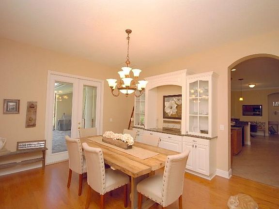4th image of 2917 Chelsea Woods Dr