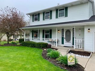 1507 Fieldstone Ln, Howards Grove, WI 53083