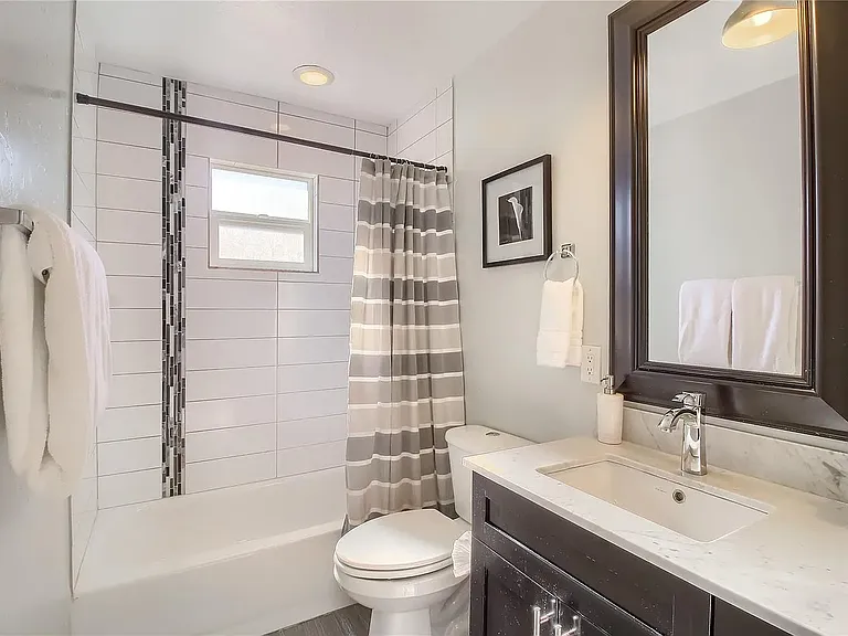 3808 N Steele St — Photo 16