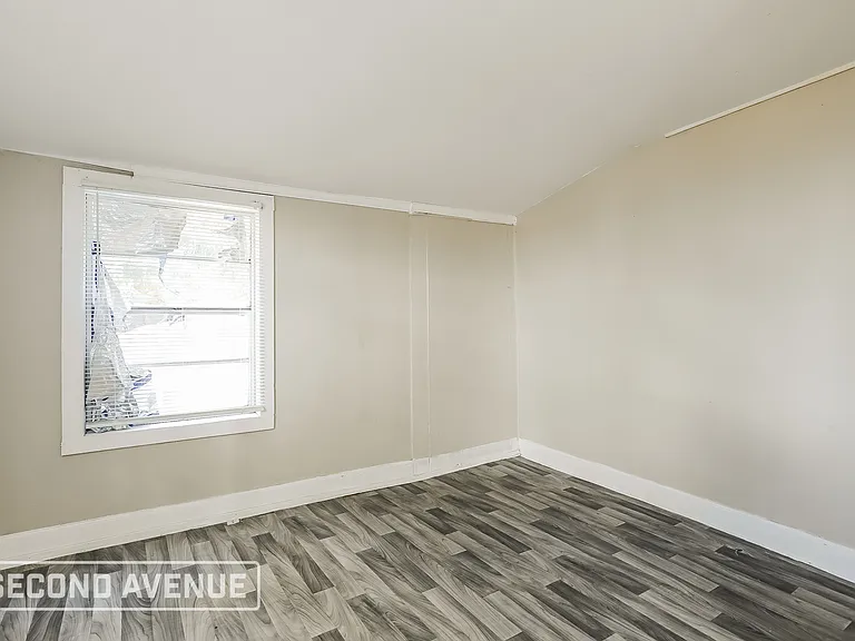 2923 Avenue Z — Photo 14
