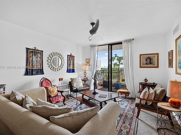 5th image of 888 S Douglas Rd APT 806