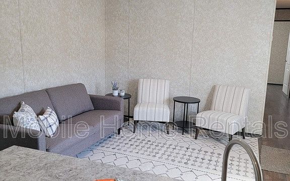 4th image of 101 S Cambridge Dr