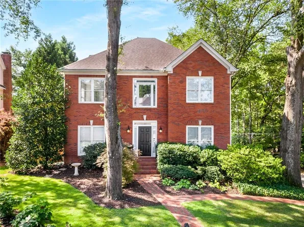 1133 Pine Grove Ave NE, Atlanta, GA 30319
