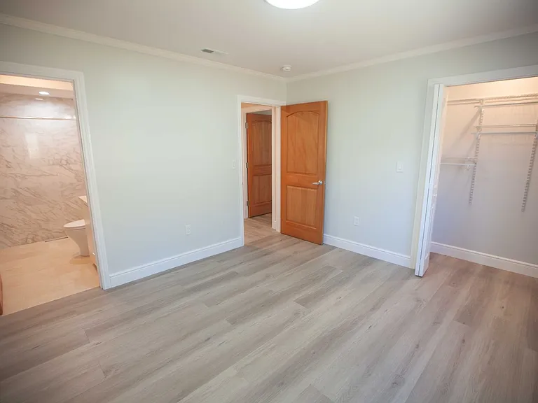 52 Camelot Ct — Photo 11
