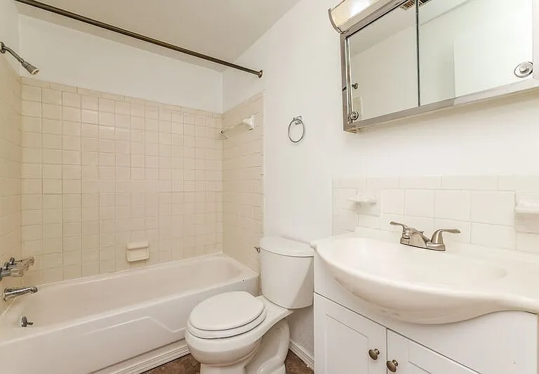3611-3625 Charlotte Dr #3623 — Photo 7