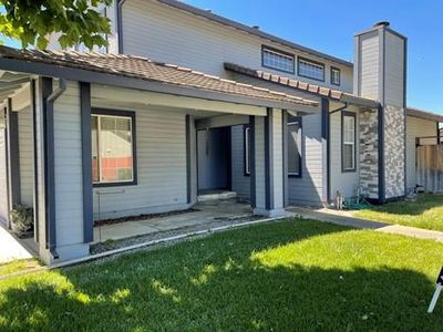 1090 Versailles Dr, Hollister, CA, 95023