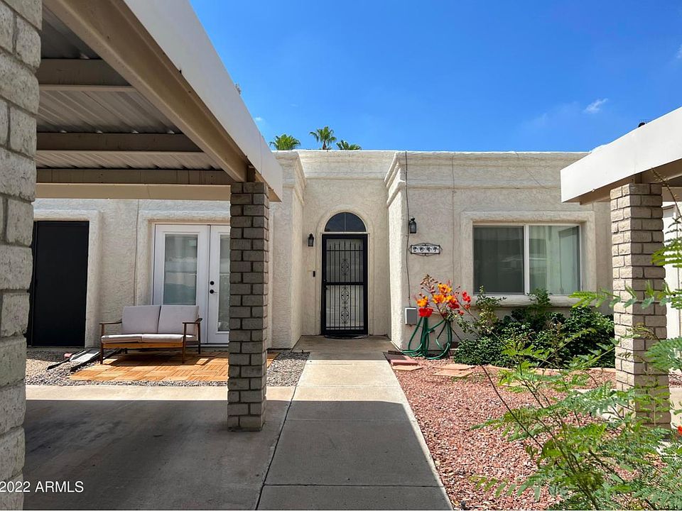 1st image of 2647 W Desert Cove Ave