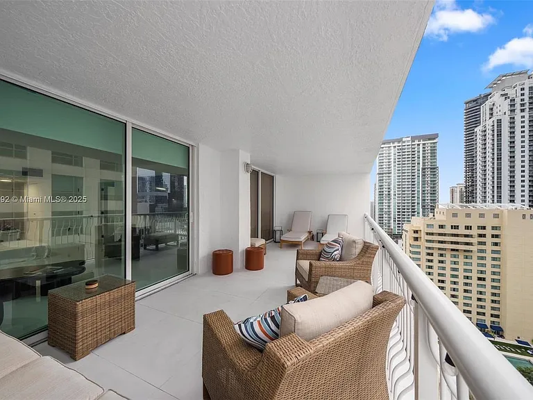 1200 Brickell Bay Dr #2812 — Photo 3