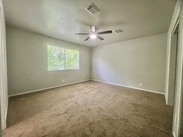 6702 Tamar Dr #B — Photo 9