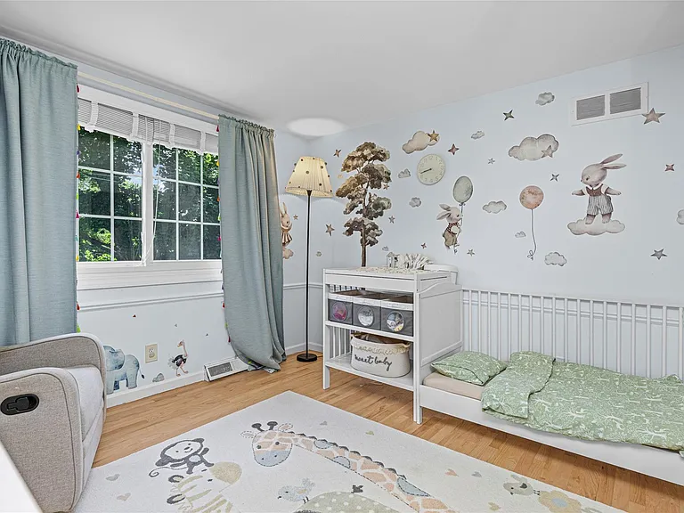 16610 Old Bedford Rd — Photo 35