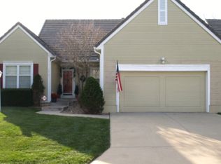 12101 Sagamore Rd, Leawood, KS 66209