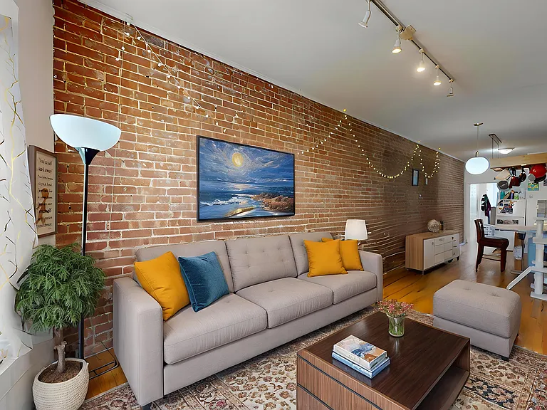 Living room virtually staged