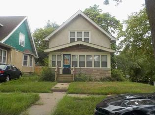 1002 5th St E, Saint Paul, MN 55106