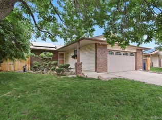 1672 Biscay Cir, Aurora, CO 80011