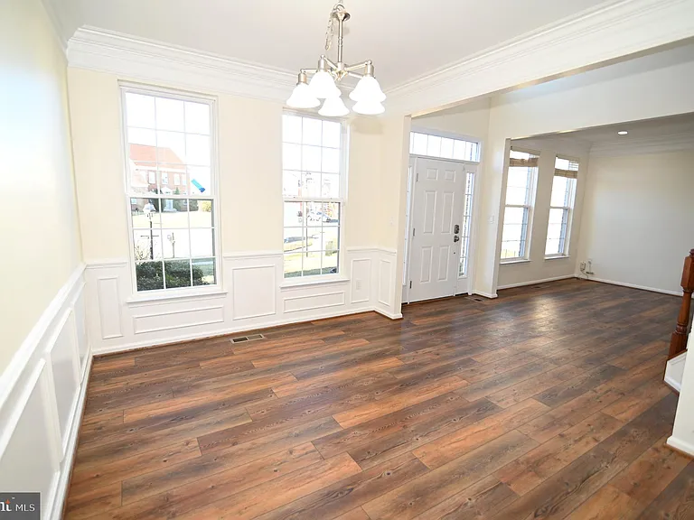 7001 Chaptico Ct — Photo 59