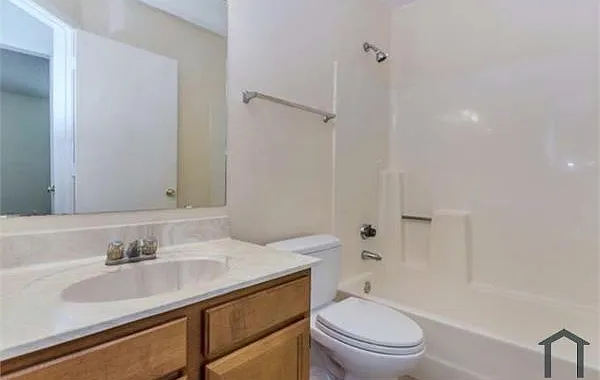7338 W Paradise Dr — Photo 7