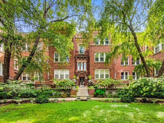 733 W Buckingham Pl #13, Chicago, IL 60657