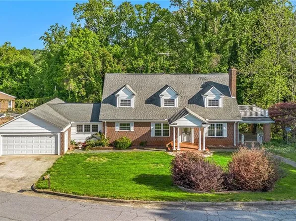 112 Pilson St, North Wilkesboro, NC 28659