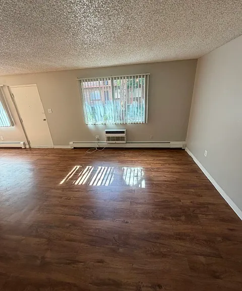 Crestview Apartments — Photo 63