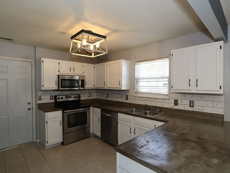 15320 Fawn Meadow Dr — Photo 9