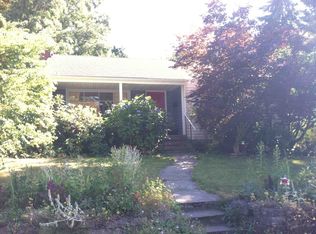 1045 NE 96th St, Seattle, WA 98115