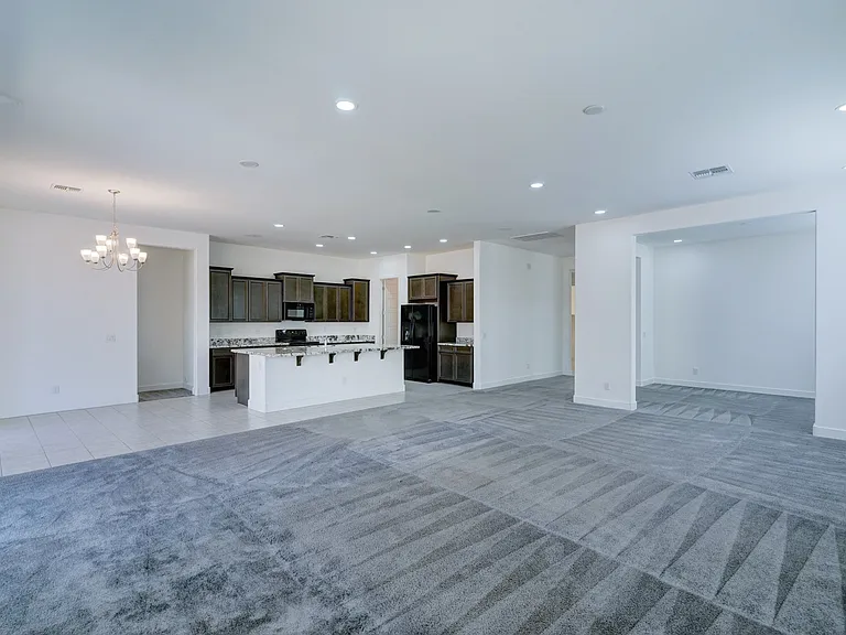13533 N 146th Ln — Photo 33