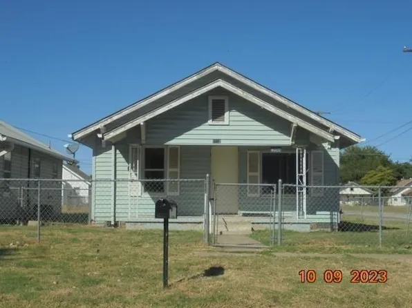 1002 W College Ave, Blackwell, OK 74631