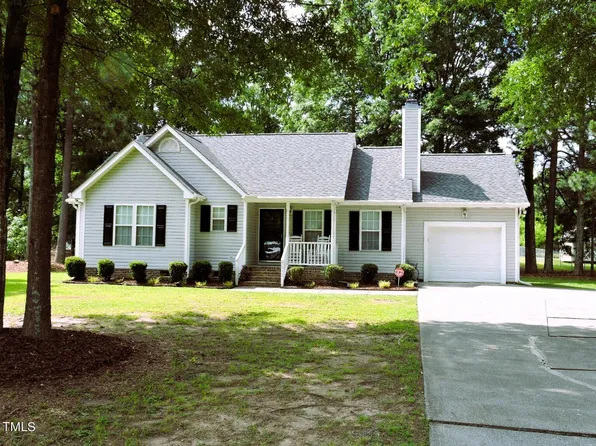 1092 Blackstone Dr, Creedmoor, NC 27522