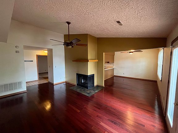 4th image of 6104 Brynwood Dr APT 8