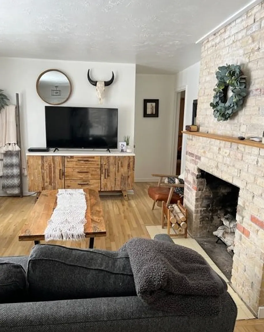 2 bed, 1100 sqft, $2,500 — Photo 3