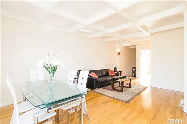 Sold by Century 21 American Homes | media 8