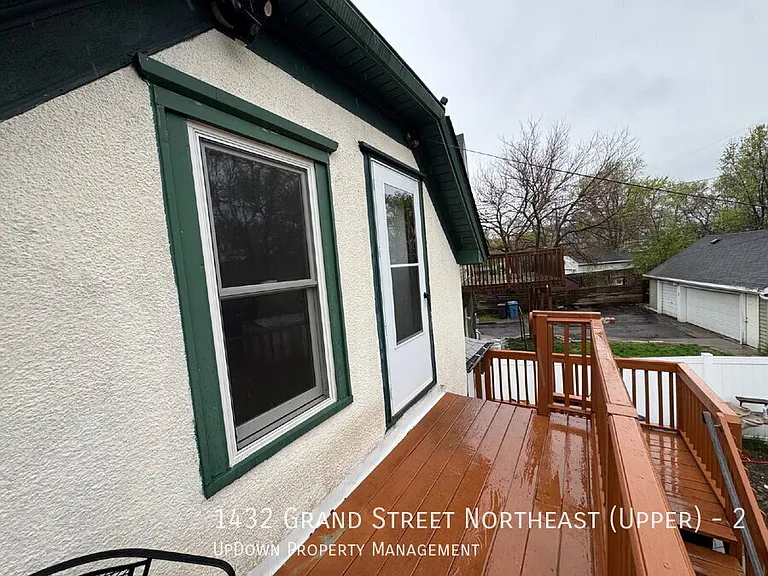 1432 Grand St NE #2 — Photo 21
