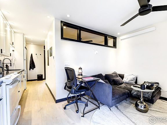 2nd image of 1800 Pearl St #15