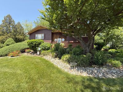 3 Guernsey Ln, East Brunswick, NJ, 08816