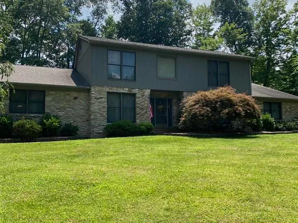 627 Maple Dr, Elizabethtown, KY 42701