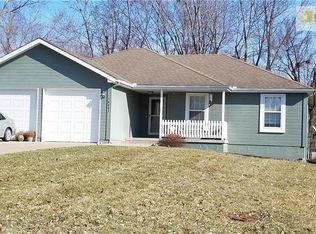 16203 Richmond Ave, Belton, MO 64012