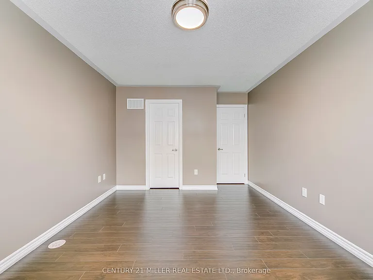 2435 Greenwich Dr #24 — Photo 26