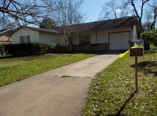 3509 Kenwood St, Orange, TX 77630