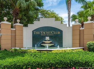 19555 E Country Club Dr #8307, Aventura, FL 33180