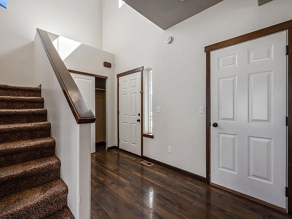4th image of 12665 W Moorfield Ave