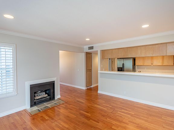 2nd image of 7632 Hollister Ave