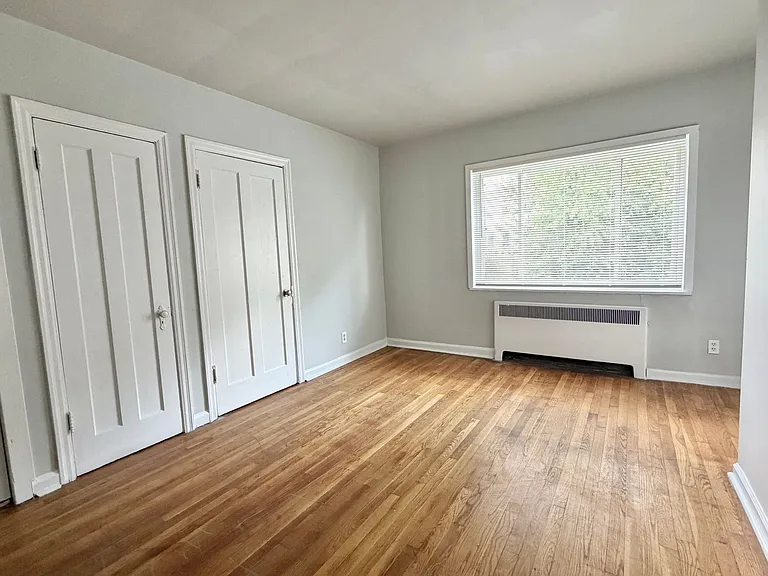 5210 Montgomery — Photo 12